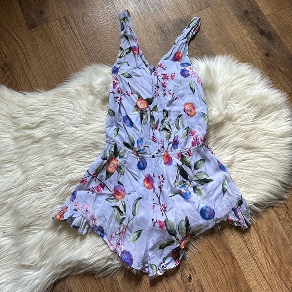 PQ SWIM Anne Marie Romper In Passion Fruit - Picture 3 of 5